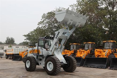 956H Compact 5-Ton Cargadora de ruedas view 2