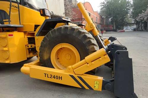 TL240H Bulldozer de ruedas view 2