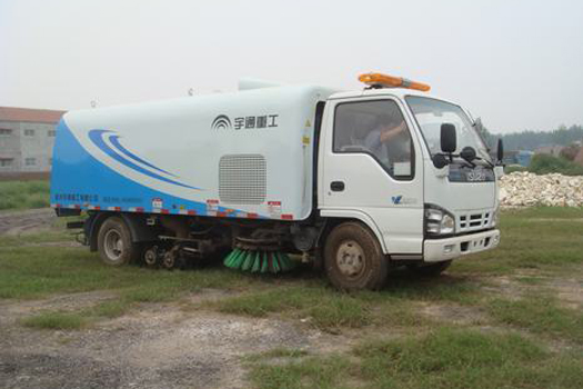 Balayeuse de voirie YTZ5070TXS70E/F vue 3