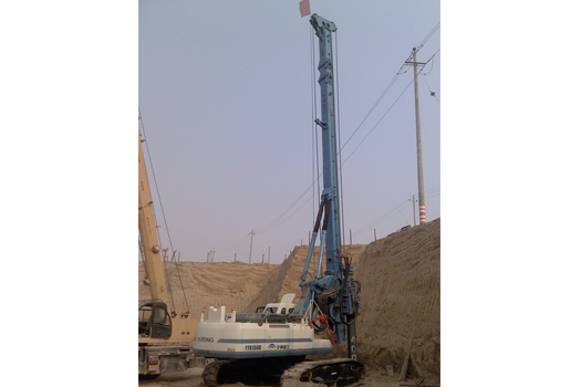 YTR150D 150 mm rotary blasthole drilling rig
