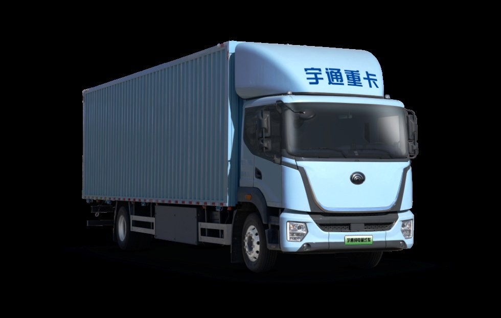 Yutong electric wing-opening van unloading palletised cargo at a retail distribution centre